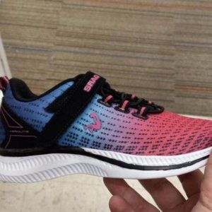 Shaq Girls size 3 Pink and Blue shoes